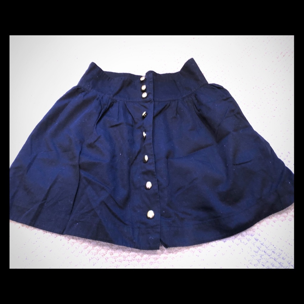 Black button-down skirt